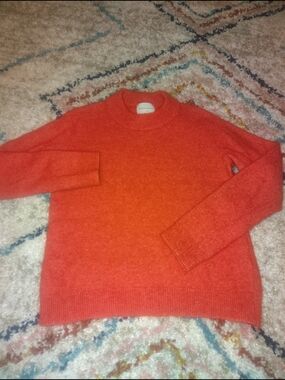 Second Female Red Sweater Euc Size Small Euc